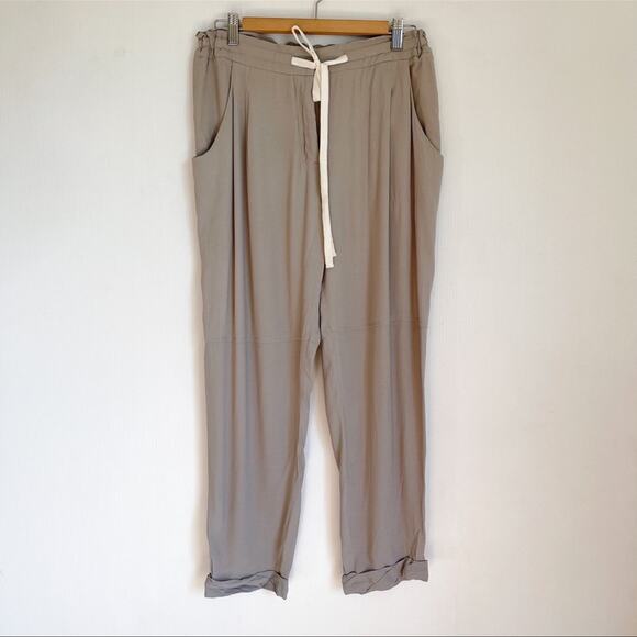 Aritzia Drawstring Pants - Picture 1 of 7